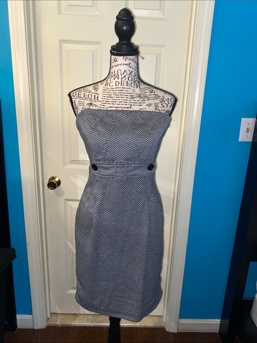 Strapless Form Fitting Dress